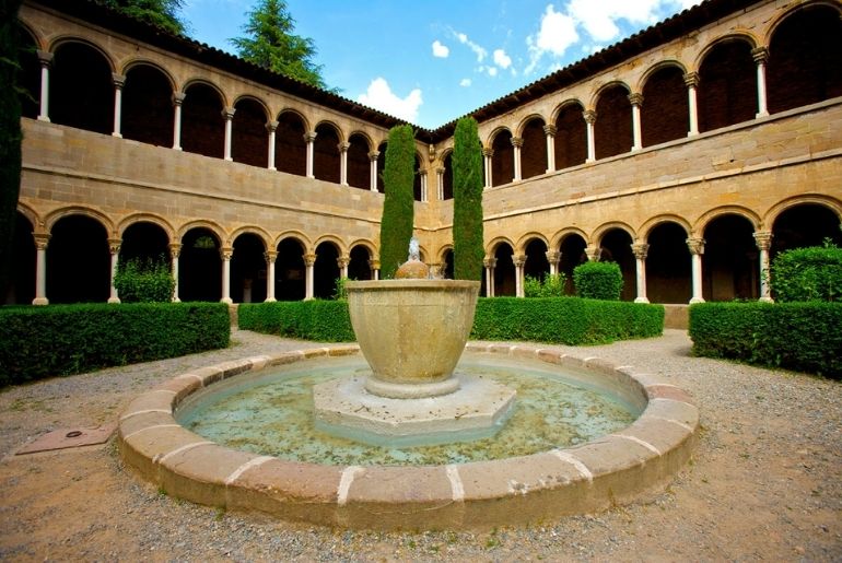 Interior claustre monestir de Ripoll