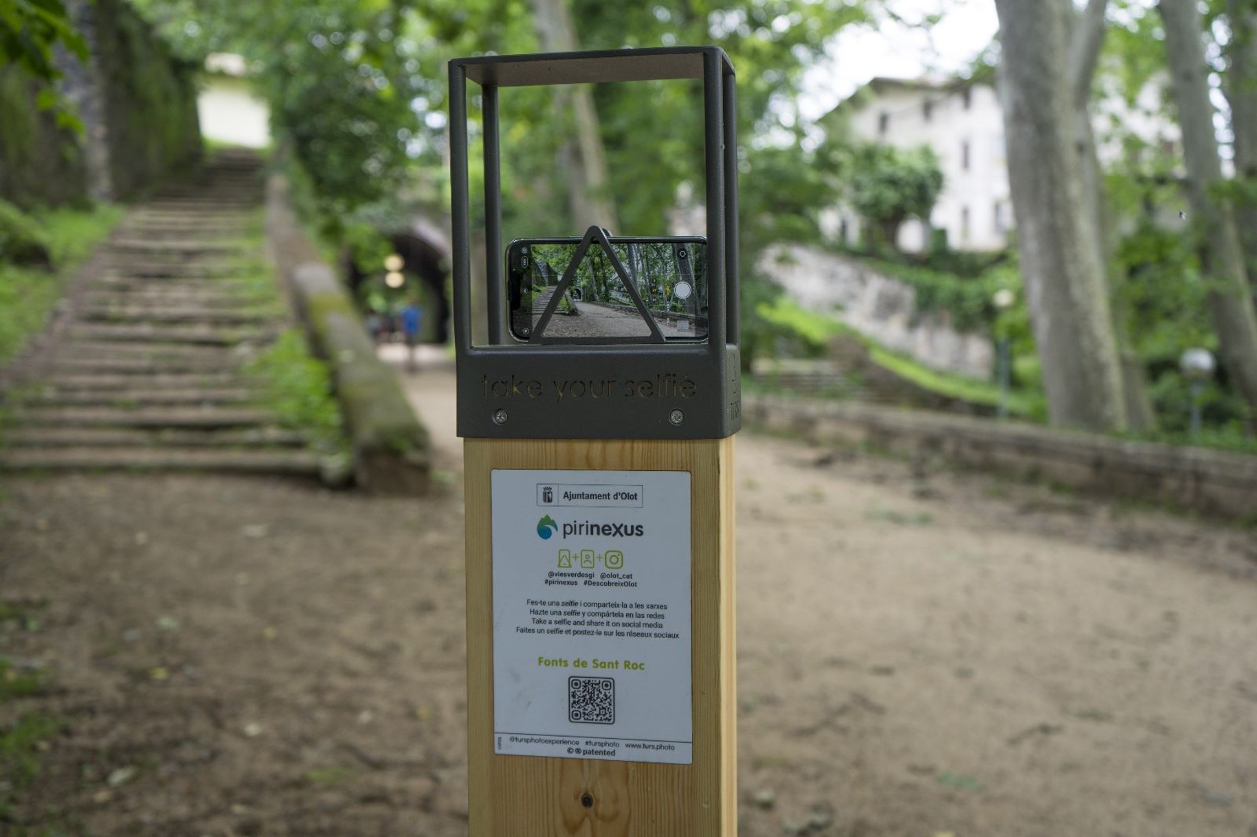 Pirinexus té 17 punts amb tòtems publicitaris per fer-se autofotos i publicar les imatges a les xarxes socials