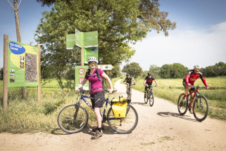 Ciclista a la ruta del Carrilet II